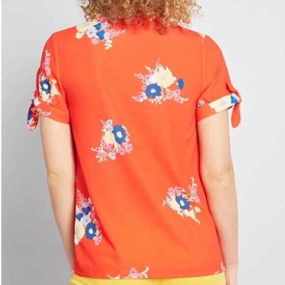 Modcloth Ideal Discovery Short Sleeve Blouse-‎ Red Floral- Size Small - Picture 2 of 12